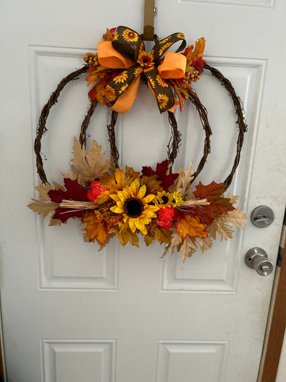 Grapevine pumpkin door hanger