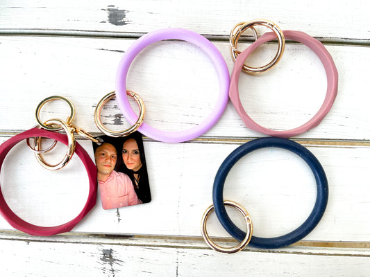 Personalized photo wristlet keychain